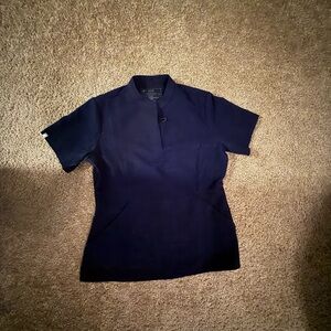 Figs navy scrub top small